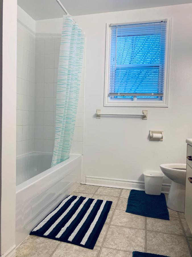 Private Fully Furnished Room In Halifax Shared Washroom Luaran gambar